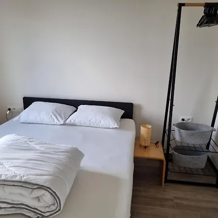 Lägenhet Relaxing Beachside Apartment, Cleaning Included *