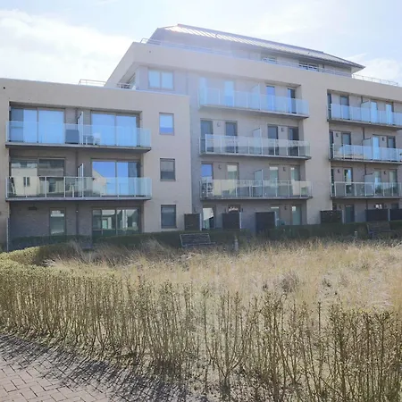 Lägenhet Relaxing Beachside Apartment, Cleaning Included Nieuwpoort
