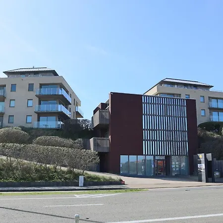 Relaxing Beachside Apartment, Cleaning Included Nieuwpoort